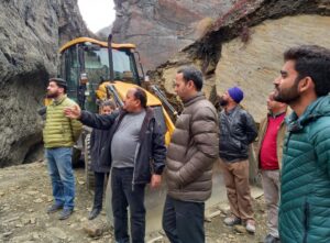 उपायुक्त डीसी राणा ने भूस्खलन प्रभावित मौके का लिया जायजा