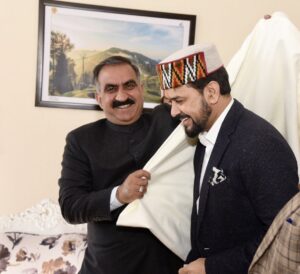 शिमला पहुंचे केंद्रीय मंत्री अनुराग ठाकुर