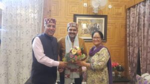 परम वीर चक्र विजेता ऑनरी कैप्टन योगेंद्र यादव ने ब्रिगेडियर खुशाल ठाकुर से की मुलाक़ात