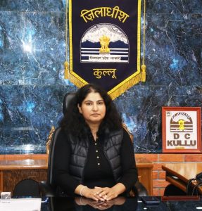 उपायुक्त एवं जिला निर्वाचन अधिकारी तोरुल एस रवीश